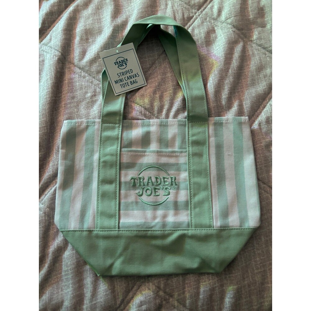 Trader Joe’s: Rare Pastel Green Summer Tote Bag - Unused, NWT
